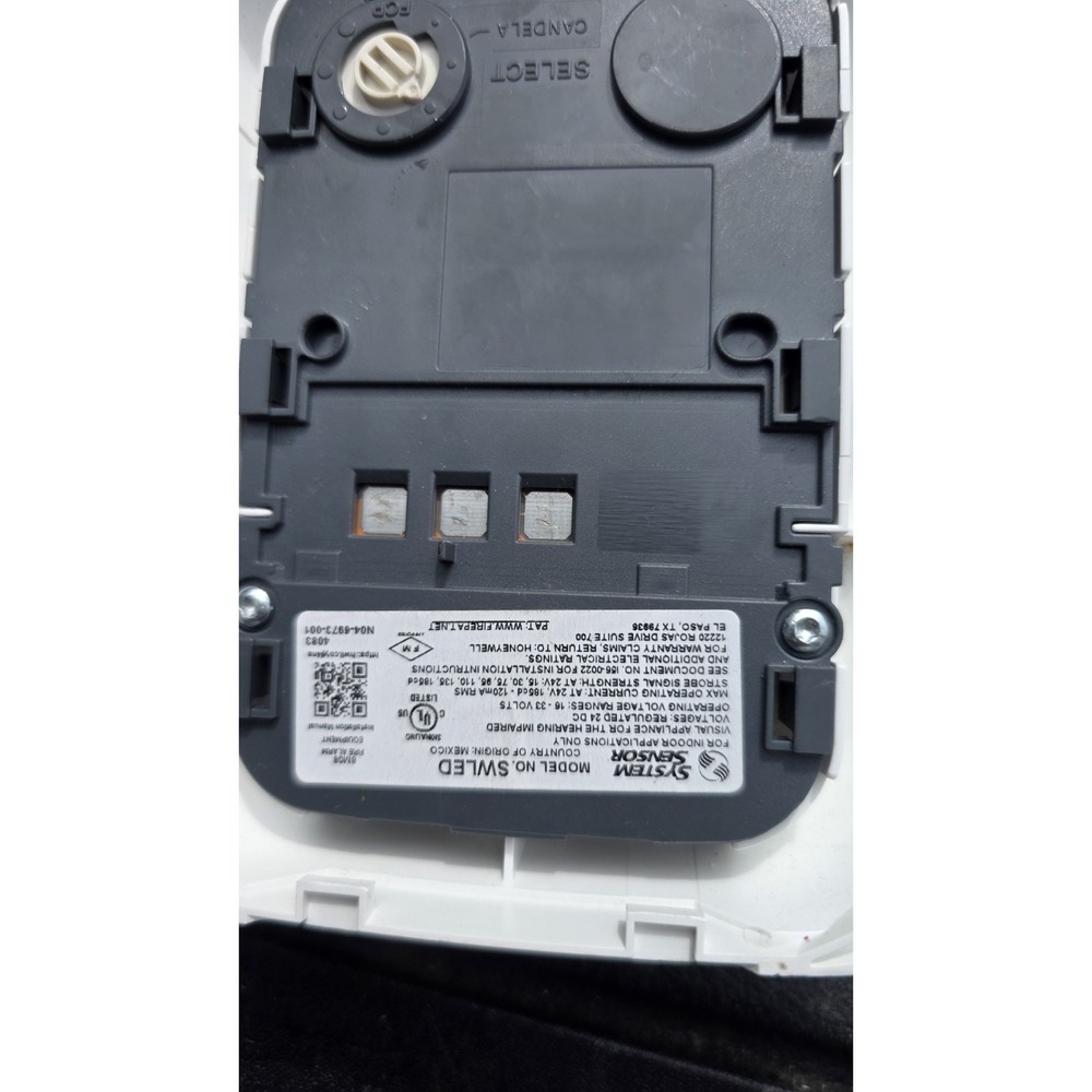 System Sensor SWLED White Wall-Mount Strobe with LED - Picture 3 of 4
